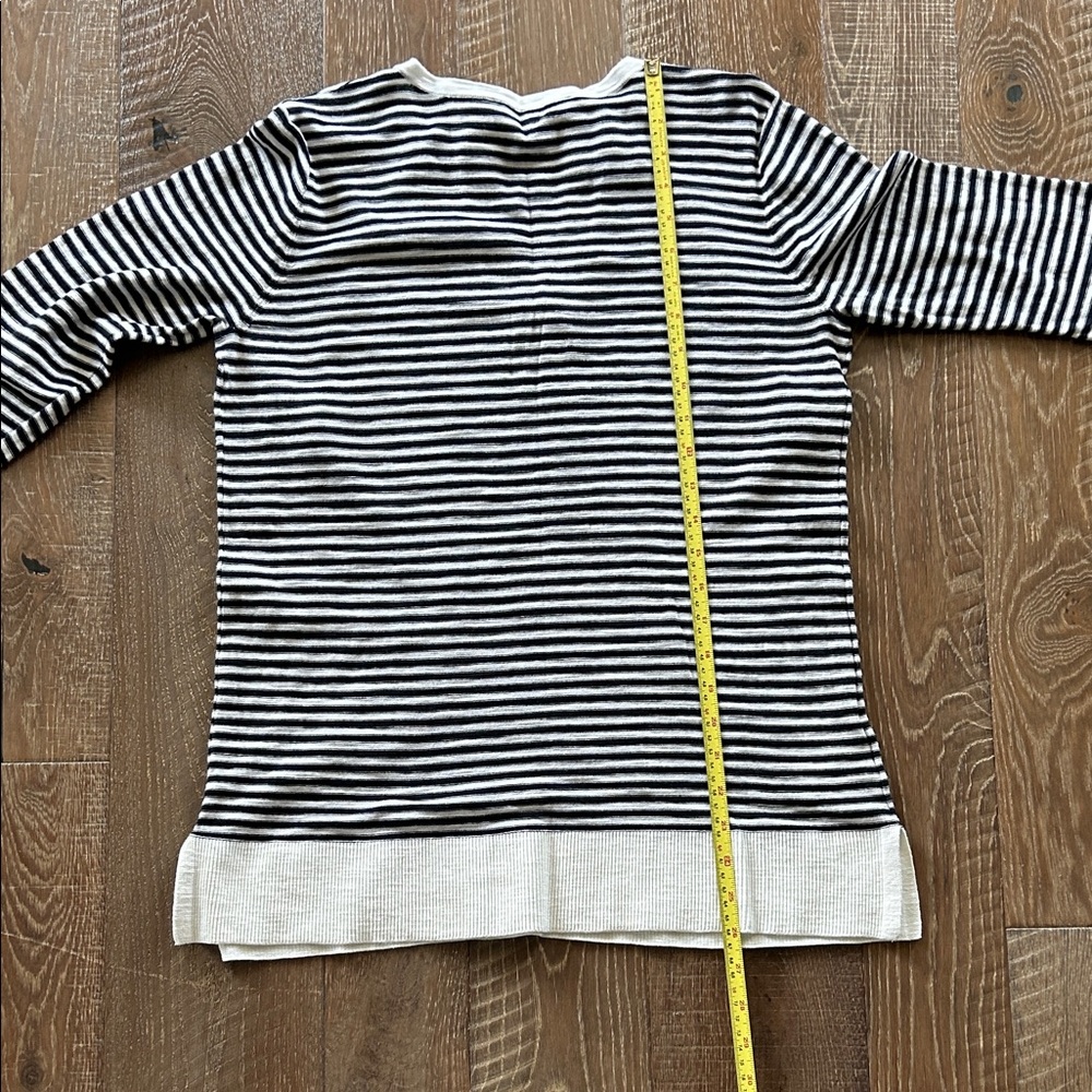 LOFT Black and White Striped Top - Picture 5 of 5